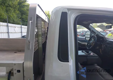 2019 Ford F-250 Xl z USA, uszkodzony, nr VIN 1FDBF2A69KED43123